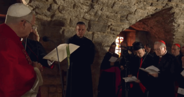 بعد زيارته عنايا منشور لافت للبابا لاوون الرابع عشر!