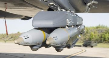 الحزب زود إيران بصور وقطع من صاروخ الطبطبائي