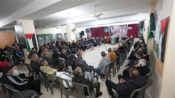 حماس في صور تقيم لقاء لتقبل التبريكات بالقادة الشهداء وتجديدا للبيعة مع خيار المقاومة حماس في صور تقيم لقاء لتقبل التبريكات بالقادة الشهداء وتجديدا للبيعة مع خيار المقاومة