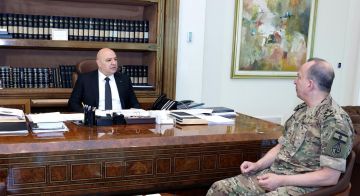 عون وهيكل إلى واشنطن ووعد سعودي للرئيس اللبناني