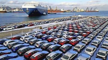 مستوردو السيارات المستعملة يرفعون الصوت: مشكلة جديدة في النافعة! مستوردو السيارات المستعملة يرفعون الصوت: مشكلة جديدة في النافعة!