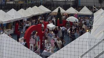 أجواء العيد مستمرة في March de No l إيليت: لا تفوتوا آخر 4 أيام! أجواء العيد مستمرة في March de No l إيليت: لا تفوتوا آخر 4 أيام!