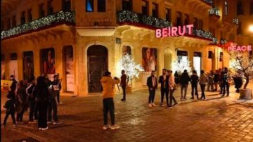 الأسواق التجارية تراهن على الأعياد والمغتربون ورقة الحظ الرابحة