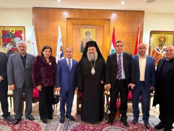 وفد من تيار المستقبل ورابطة مخاتير زحلة قدم التهاني بعيد الميلاد لمطارنة المدينة