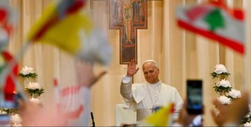 البابا لاوون غادر مستشفى دير الصليب في جل الديب متوجها إلى مرفأ بيروت