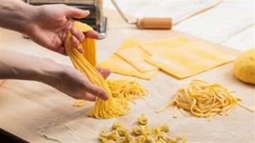 رفع الرسوم الجمركية على الـباستا: خطوة لدعم الصناعة أم معاقبة المستهلك؟