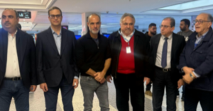 رسامني تفقد مطار رفيق الحريري الدولي عشية الميلاد: أرقام الوافدين تتخطى التوقعات رسامني تفقد مطار رفيق الحريري الدولي عشية الميلاد: أرقام الوافدين تتخطى التوقعات