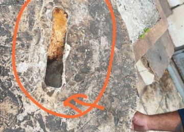 بالصور خلافا لما تم تداوله.. صليب المسيح في الدورة لم يحطمه أحد.. إليكم ما حصل! بالصور خلافا لما تم تداوله.. صليب المسيح في الدورة لم يحطمه أحد.. إليكم ما حصل!