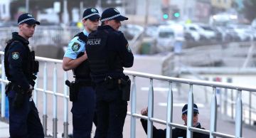 الشرطة الأسترالية: منفذا عملية إطلاق النار في سيدني هما والد وابنه