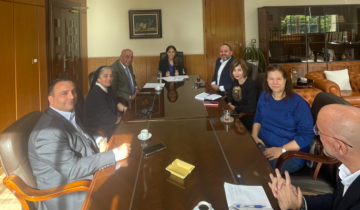 مديرة التعليم المهني عرضت مع وفد مجلس الخدمة الاجتماعية سبل مواكبة تطور الاختصاصات الحديثة