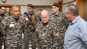 لاوندس تفقد اعمال لجنة التطويع لرتبة مأمور متمرن: للالتزام بالشفافية واعتماد معايير موحدة بالاختبارات لاوندس تفقد اعمال لجنة التطويع لرتبة مأمور متمرن: للالتزام بالشفافية واعتماد معايير موحدة بالاختبارات