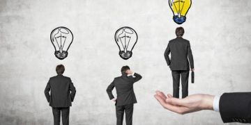 الابتكار المؤنسن: حين تصبح التكنولوجيا في خدمة الإنسان لا بديلا عنه الابتكار المؤنسن: حين تصبح التكنولوجيا في خدمة الإنسان لا بديلا عنه