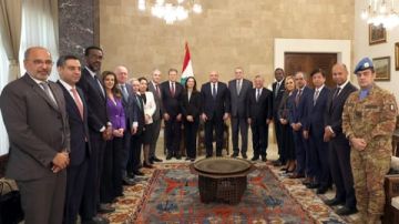 عون لوفد مجلس الأمن الدولي يؤكد التزام لبنان بالقرارات الدولية ويدعو لدعم الجيش واستكمال تنفيذ وقف النار