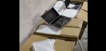 الإشتباه بحمولة فان شاهدوا بالفيديو ما ضبطته الجمارك في داخله