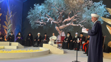 المفتي دريان امام البابا: لبنان أرض الرسالة وحامل رايتها ومؤتمن على نشر الأمن والسلام في العالم المفتي دريان امام البابا: لبنان أرض الرسالة وحامل رايتها ومؤتمن على نشر الأمن والسلام في العالم