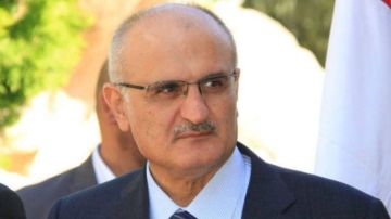 علي حسن خليل ردا على جعجع: الانتخابات في موعدها وحقوق المغتربين مؤمنة علي حسن خليل ردا على جعجع: الانتخابات في موعدها وحقوق المغتربين مؤمنة