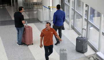 التصعيد يطيح بموسم الأعياد: الفنادق شبه فاضية والطائرات مفتوحة التصعيد يطيح بموسم الأعياد: الفنادق شبه فاضية والطائرات مفتوحة