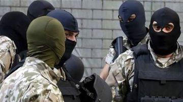 القوة الضاربة في ألامن العام اللبناني أوقفت 16 سوريا بعملية دقيقة وسط معطيات بالغة الخطورة !! القوة الضاربة في ألامن العام اللبناني أوقفت 16 سوريا بعملية دقيقة وسط معطيات بالغة الخطورة !!