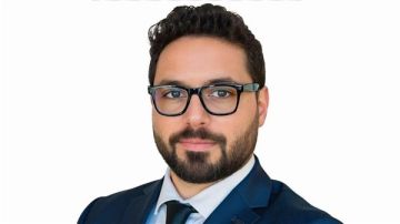 صدور كتاب MEDTECH 360 للاستاذ علي فهد فتوني: خبرة لبنانية مغتربة في التسويق، المبيعات والتعليم الطبي صدور كتاب MEDTECH 360 للاستاذ علي فهد فتوني: خبرة لبنانية مغتربة في التسويق، المبيعات والتعليم الطبي