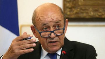 لودريان غادر قصر بعبدا من دون الادلاء بأي تصريح