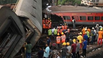 أكثر من 100 إصابة في حادث تصادم! أكثر من 100 إصابة في حادث تصادم!