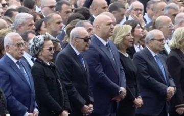 عون وبري وسلام شاركوا في القداس على الواجهة البحرية لبيروت.. الحبر الاعظم: لنوقظ في داخلنا حلم لبنان الموحد حيث ينتصر السلام والعدل