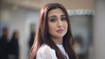 جيسي عبدو تثير تفاعلا برسالة غامضة (صورة)