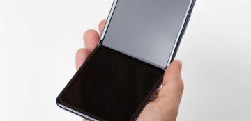 في أول هاتف آيفون قابل للطي.. أبل ستستغني عن هذا الأمر! في أول هاتف آيفون قابل للطي.. أبل ستستغني عن هذا الأمر!