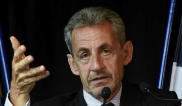 ساركوزي يصدر كتابا يصف فيه تجربته داخل السجن ب رمادية وعزلة ساركوزي يصدر كتابا يصف فيه تجربته داخل السجن ب رمادية وعزلة