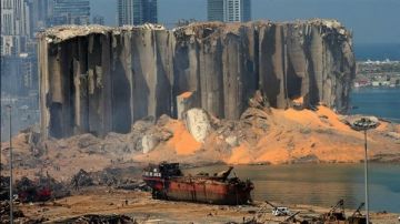 قضية انفجار المرفأ... مالك سفينة روسوس يلتزم الصمت أمام البيطار