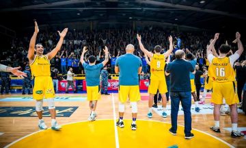 الرياضي يتلقى الهزيمة الأولى في بطولة “WASL”