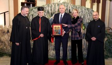 رئيس الجمهورية والسيدة الأولى يشاركان في تساعية الميلاد في الجامعة الانطونية الراعي: الميلاد ليس ذكرى بل حضور نعيشه