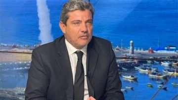 القاضي المستقيل بيتر جرمانوس: يزورني مواطنون شيعة من الجنوب يريدون التبليغ عن الحزب..! القاضي المستقيل بيتر جرمانوس: يزورني مواطنون شيعة من الجنوب يريدون التبليغ عن الحزب..!