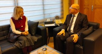 حيدر التقى ممثلة المفوضية السامية للأمم المتحدة لشؤون اللاجئين وطليس حيدر التقى ممثلة المفوضية السامية للأمم المتحدة لشؤون اللاجئين وطليس