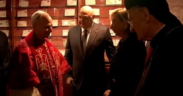 الرئيس عون واللبنانية الاولى شاركا في الزيارة الروحية الحاشدة لقداسة البابا الى عنايا