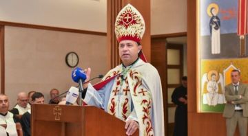 محفوظ في قداس منتصف الليل بمناسبة الميلاد بجامعة الروح القدس: لبناء مجتمع أفضل فيه الدولة وحدها صاحبة القرار محفوظ في قداس منتصف الليل بمناسبة الميلاد بجامعة الروح القدس: لبناء مجتمع أفضل فيه الدولة وحدها صاحبة القرار