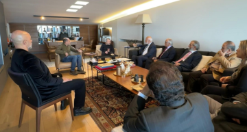 باسيل اطلع من نقابة ممثلي المسرح والسينما على مطالبها وهمومها باسيل اطلع من نقابة ممثلي المسرح والسينما على مطالبها وهمومها