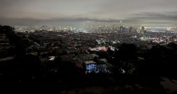 بالفيديو: حريق ضخم يغرق سان فرانسيسكو في الظلام بالفيديو: حريق ضخم يغرق سان فرانسيسكو في الظلام