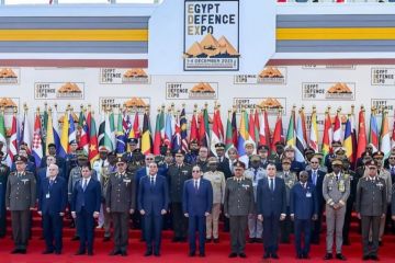 وزير الدفاع الوطني يعود من جمهورية مصر العربية بعد مشاركته في معرض EDEX-2025 وزير الدفاع الوطني يعود من جمهورية مصر العربية بعد مشاركته في معرض EDEX-2025