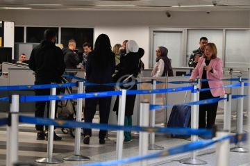 معلومات الجديد: دائرة المعاينة الجمركية في المطار تضبط شحنة كبيرة من المخدرات قادمة من أفريقيا عن طريق الشحن الجوي