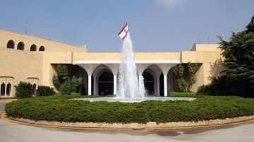 الرئيس عون يكلف سيمون كرم ترؤس الوفد اللبناني إلى اجتماعات الميكانيزم