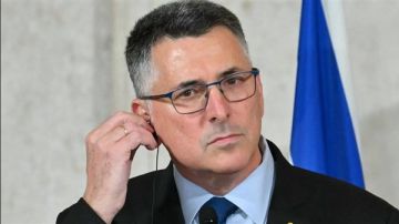 وزير خارجية إسرائيل: رغبتنا هي التطبيع مع لبنان ويمكننا تجاوز الخلافات! وزير خارجية إسرائيل: رغبتنا هي التطبيع مع لبنان ويمكننا تجاوز الخلافات!