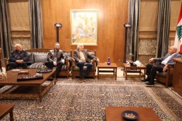 لن نقبل أن يكون التفاوض تحت النار.. جنبلاط من عين التينة: مبادئنا ثابتة لن نقبل أن يكون التفاوض تحت النار.. جنبلاط من عين التينة: مبادئنا ثابتة