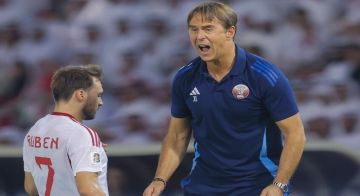 مدرب قطر يوجه أعين فيفا نحو المباراة المصيرية بين سوريا وفلسطين في كأس العرب مدرب قطر يوجه أعين فيفا نحو المباراة المصيرية بين سوريا وفلسطين في كأس العرب