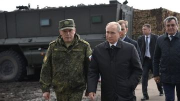 بوتين يشدد على القوة العسكرية كضمان حاسم للسيادة.. ويتطرق إلى تقدم ميداني واسع في أوكرانيا بوتين يشدد على القوة العسكرية كضمان حاسم للسيادة.. ويتطرق إلى تقدم ميداني واسع في أوكرانيا