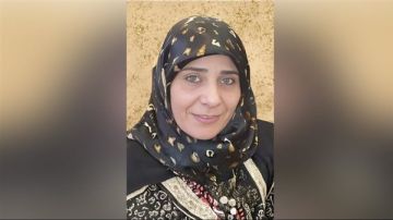 ابنة بلدة قانا الجنوبية المرحومة ناديا شلهوب التي قضت ضحية جريمة قتل على يد زوجها اليوم في الضاحية الجنوبية ابنة بلدة قانا الجنوبية المرحومة ناديا شلهوب التي قضت ضحية جريمة قتل على يد زوجها اليوم في الضاحية الجنوبية