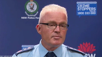 الشرطة الأسترالية تكشف ملابسات هجوم سيدني الشرطة الأسترالية تكشف ملابسات هجوم سيدني