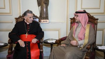 الراعي تناول وزواره زيارة البابا... وبخاري أشاد بأهميتها لتعزيز السلام والتعايش