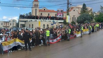 اللواء عبد الله نوه بجهود قوى الأمن خلال زيارة البابا وأكد التزام المؤسسة بواجباتها على كامل الأراضي اللبنانية اللواء عبد الله نوه بجهود قوى الأمن خلال زيارة البابا وأكد التزام المؤسسة بواجباتها على كامل الأراضي اللبنانية