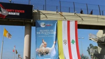 لإزالة أعلام لبنان والفاتيكان من الأوتوستراد... قوى الأمن للمواطنين: تقيدوا بالتوجيهات! لإزالة أعلام لبنان والفاتيكان من الأوتوستراد... قوى الأمن للمواطنين: تقيدوا بالتوجيهات!